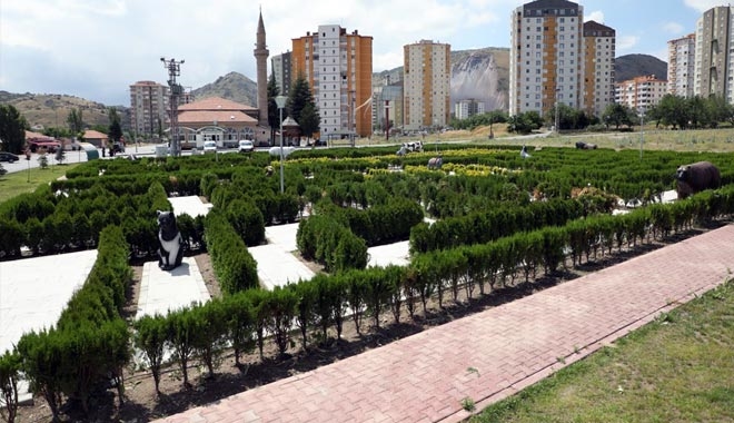 MELİKGAZİ BELEDİYESİ LABİRENT PARKI HİZMETE AÇMAYA HAZIRLANIYOR?