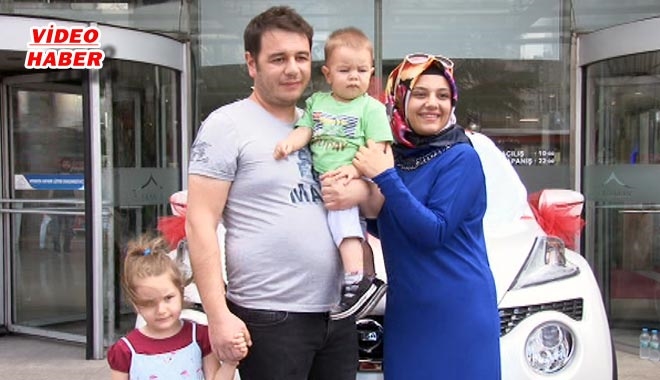 İPEKSARAY AVM NİSSAN JUKE TALİHLİSİNE ARACINI TESLİM ETTİ