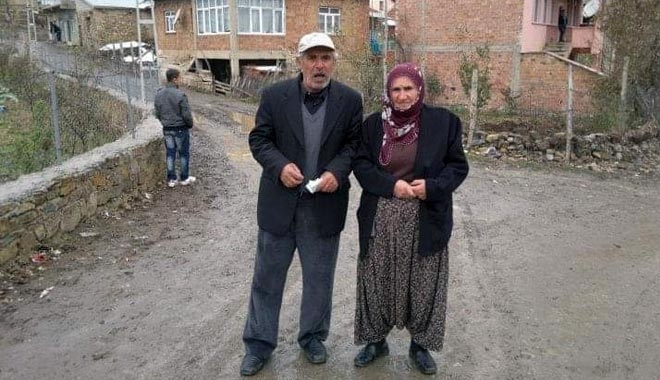 HAYVANLARINI OTLATMAYA ÇIKTI