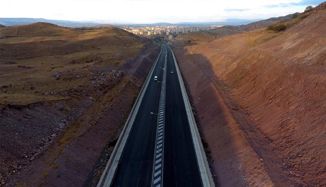 MELİKGAZİ YEŞİL´E BÜRÜNÜYOR