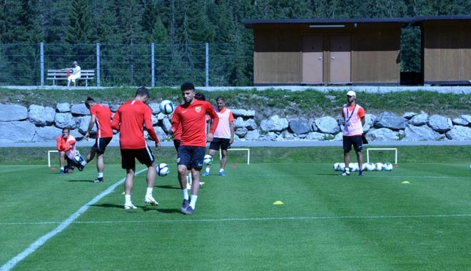 KAYSERİSPOR AVUSTURYA´DA HAZIRLIKLARINI SÜRDÜRÜYOR
