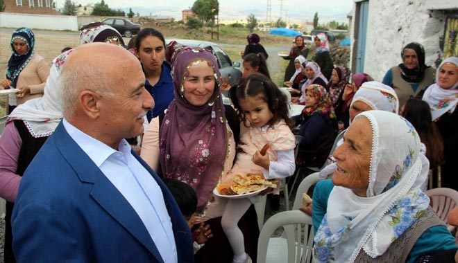 TAMER´DEN ÇÖMLEKÇİ´YE EBE SÖZÜ