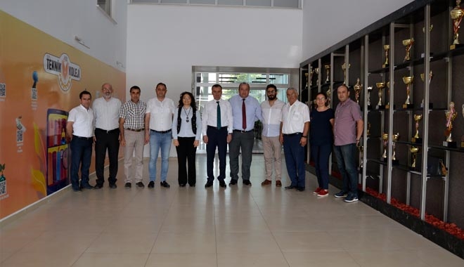 SMMMO´DAN OSB TEKNİK KOLEJİ´NE ZİYARET