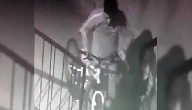 PENSELİ BİSİKLET HIRSIZLIĞI GÜVENLİK KAMERASINDA