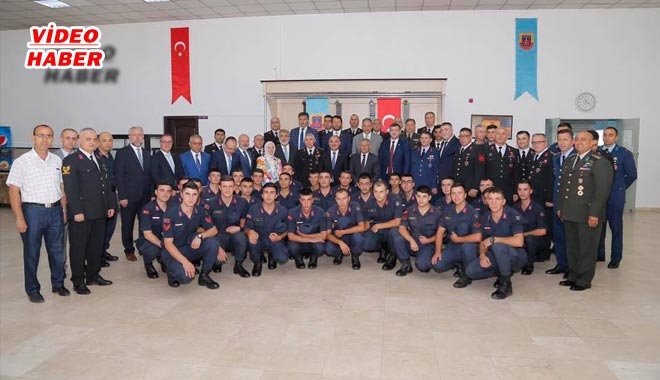 EMNİYET MÜDÜRLÜĞÜNDE BAYRAMLAŞMA