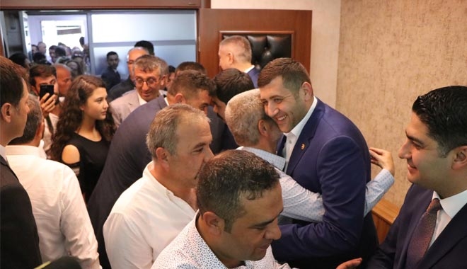 MHP´DE BAYRAMLAŞMA TÖRENİ