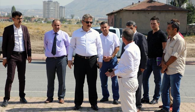 MELİKGAZİ´DE KLASİK ARAÇLARLA NOSTALJİ RÜZGARI ESECEK