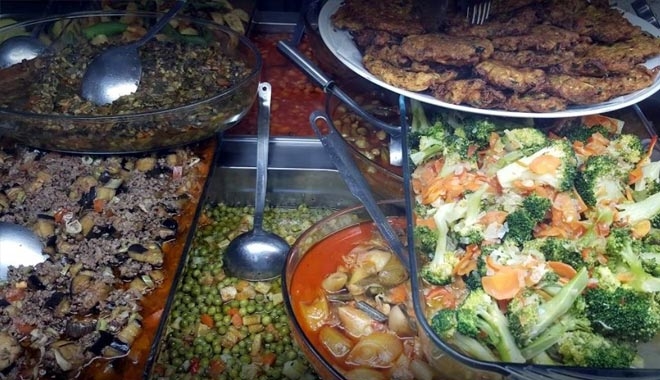 SAĞLIKLI BESLENMEDE ZEYTİNYAĞLI YEMEKLER TERCİH EDİLİYOR