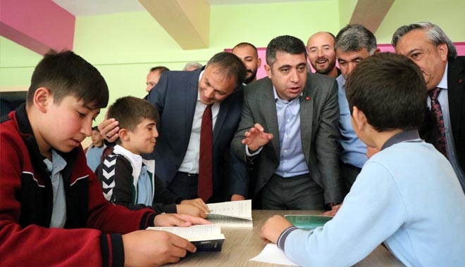 TÜRK METAL SENDİKASI, ÖĞRENCİLERİN YÜZÜNÜ GÜLDÜRDÜ