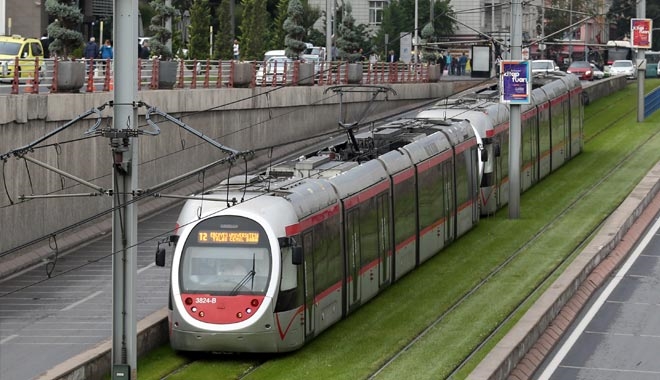 RAYLI SİSTEMLERLE GÜNLÜK 4,5 MİLYON YOLCU TAŞINIYOR