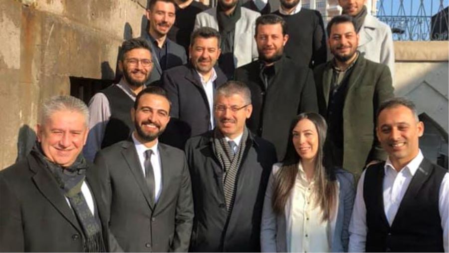 ÇOPUROĞLU ZİYARETÇİLERİ KABUL EDİYOR