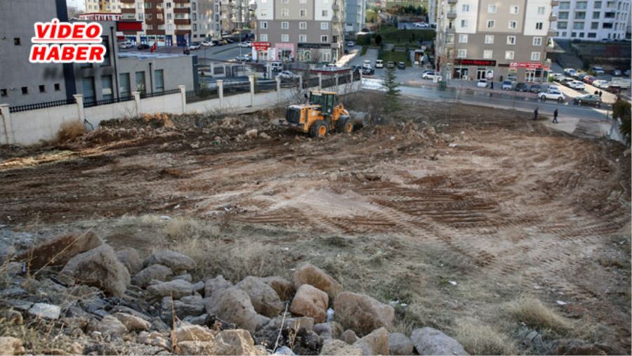 MOLOZLAR KALDIRILIYOR, ÇUKURLAR DOLDURULUYOR