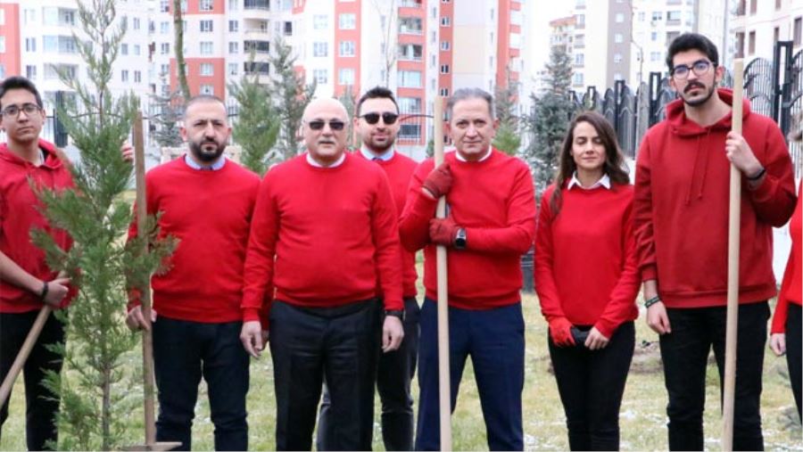 ‘TOPRAK DEDE’ ANILDI