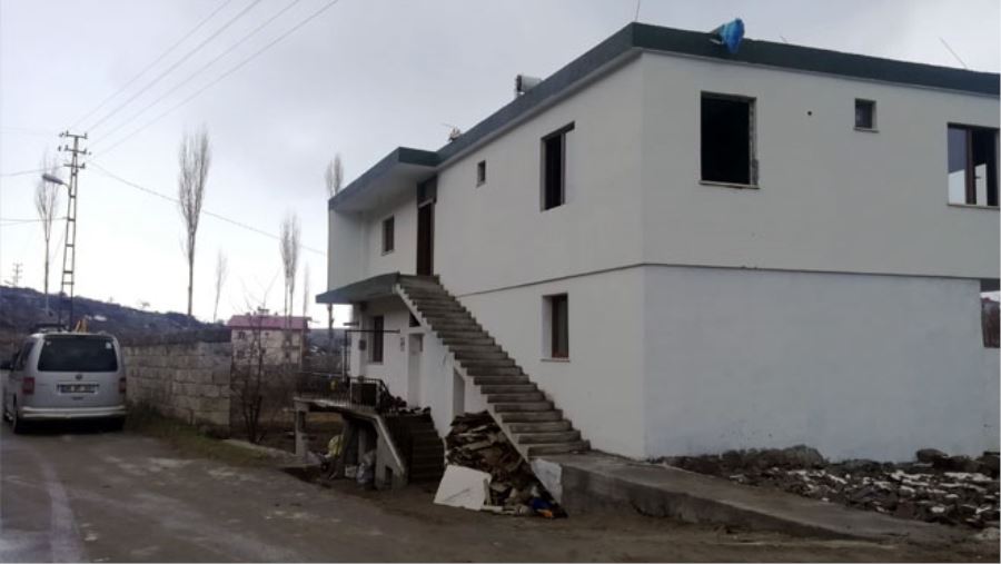 TALAS BELEDİYESİ VATANDAŞLARIN YARALARINI SARIYOR