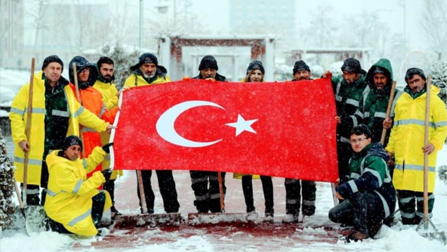 KOCASİNAN ÇALIŞANLARINDAN YUNAN VEKİL LAGOS