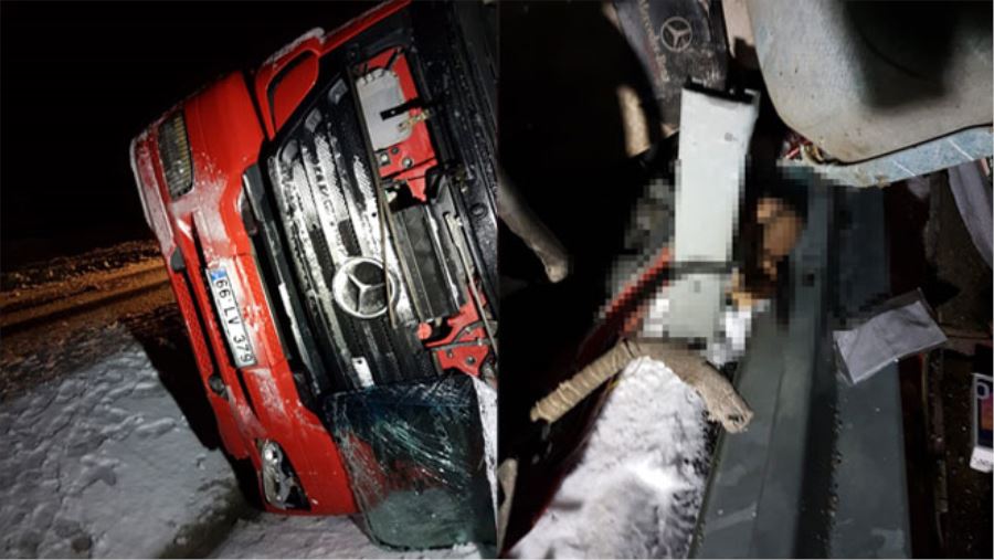 SÜRÜCÜSÜNÜN DİREKSİYON HAKİMİYETİNİ KAYBETTİĞİ TIR DEVRİLDİ