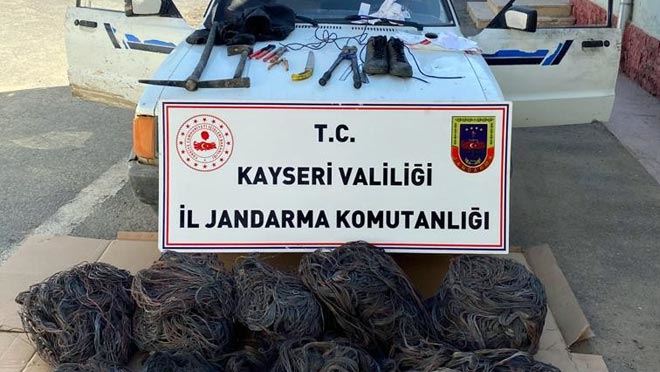 800 METRELİK HABERLEŞME KABLOSUNU ÇALAN BİR KİŞİ YAKALANDI