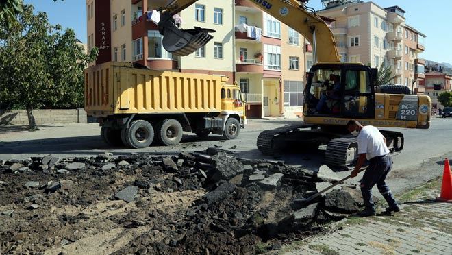 DEVELİ BELEDİYESİ’NDEN ASFALT ÇALIŞMASI