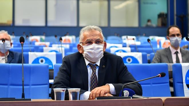 BÜYÜKKILIÇ, YATIRIMCI DAİRE BAŞKANLARINI TOPLADI