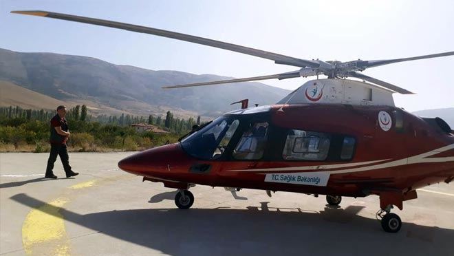 SOLUNUM SIKINTISI ÇEKEN BEBEK İÇİN HAVA AMBULANSI