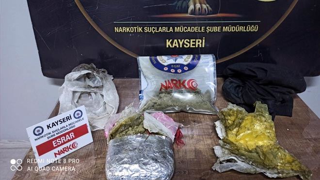 UYUŞTURUCU TACİRİ 2 KİLO ESRAR İLE YAKALANDI