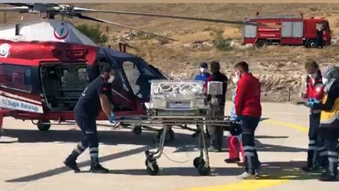 YAHYALI’DA DOĞAN BEBEK İÇİN HAVA AMBULANSI
