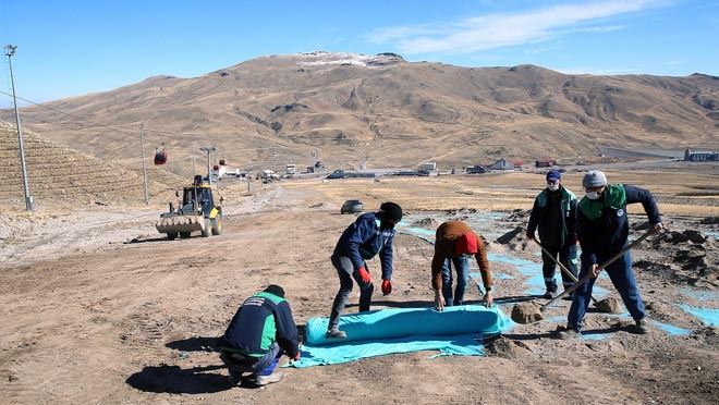 BÜYÜKŞEHİR, ERCİYES’E BİYOTEKSTİL TOHUM HALISI SERDİ