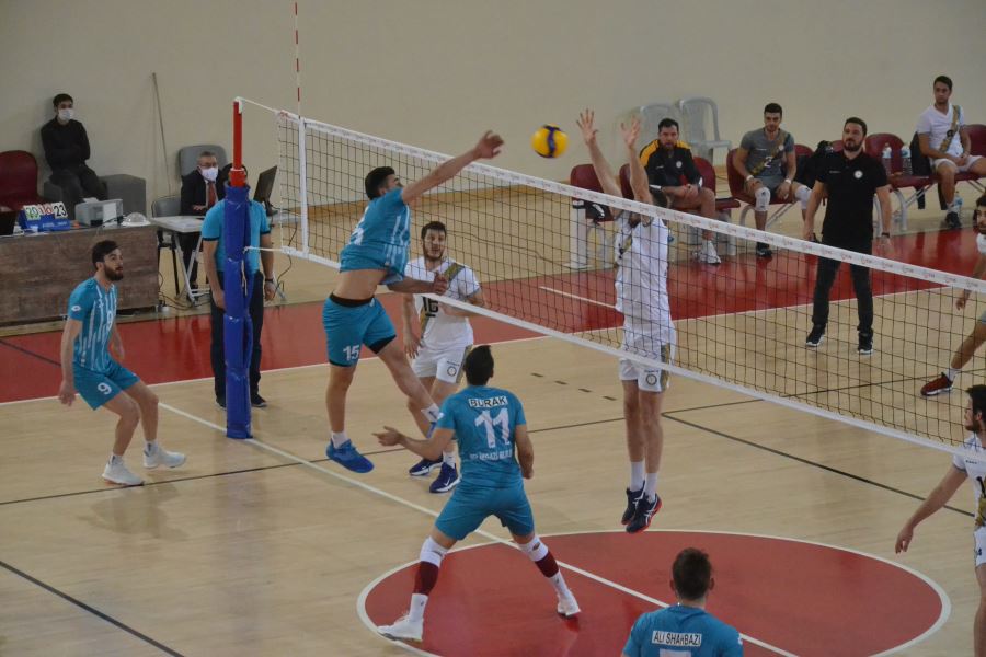 MELİKGAZİ, MAĞLUBİYETE ALIŞTI