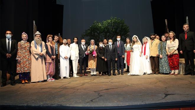 KAYSERİ DEVLET TİYATROSU ‘PERDE’ DEDİ