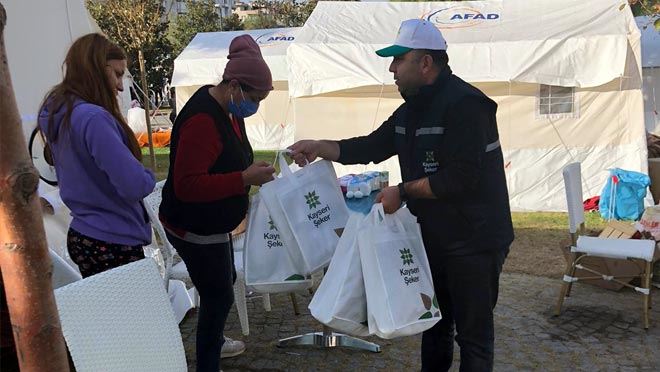 KAYSERİ ŞEKER’DEN İZMİR’E YARDIM ELİ