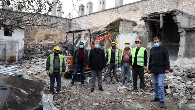 TARİHİ GÖN HANI HAYATA DÖNÜYOR