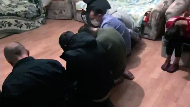 KAYSERİ’DE UYUŞTURUCU PARTİSİNE POLİS BASKINI