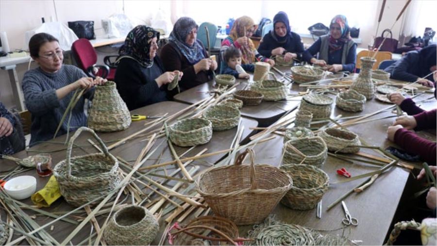 İLMEK İLMEK ÖRDÜKLERİ 