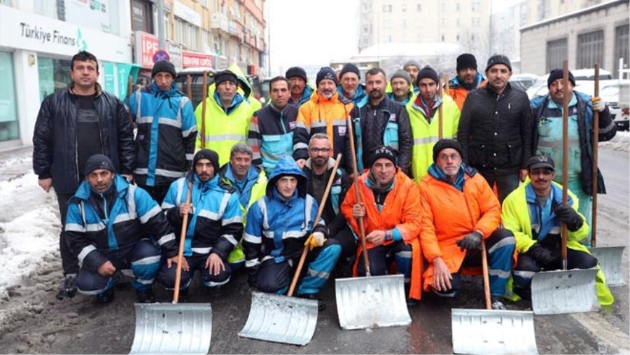 ÇOLAKBAYRAKDAR, KAR TEMİZLEME ÇALIŞMALARINI İNCELEDİ