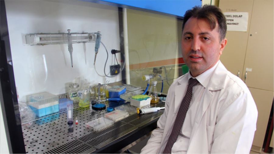‘ÜSTÜN BAŞARILI GENÇ BİLİM İNSANI’ YERLİ TANI TESTLERİ ÜRETTİ