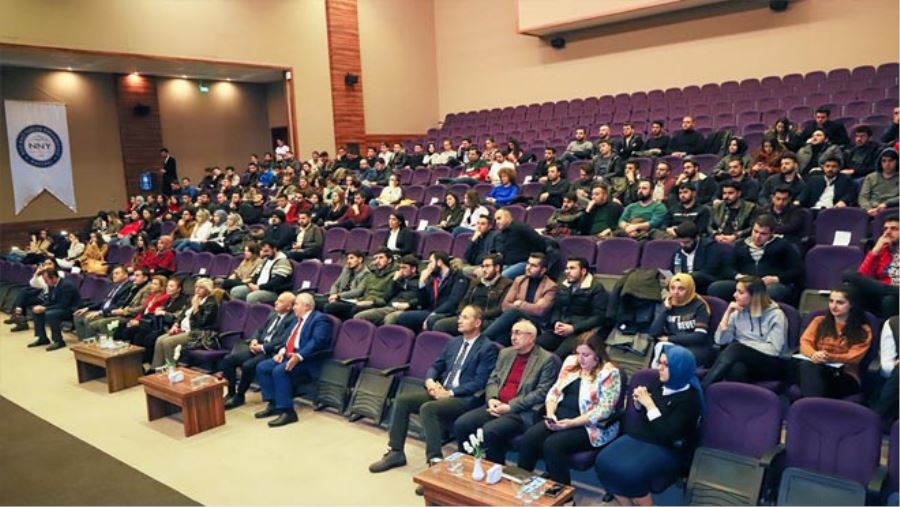 KALDER İSTİŞARE KURULU DENEYİMLERİNİ NNYÜ’DE ÖĞRENCİLERLE PAYLAŞTI