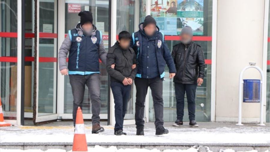 1 AYDA 4 EVE GİREN HIRSIZ YAKALANDI