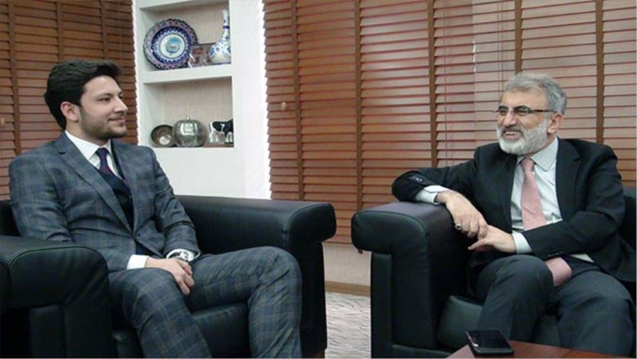 TANER YILDIZ’DAN GENÇLİK KOLLARI BAŞKANINA