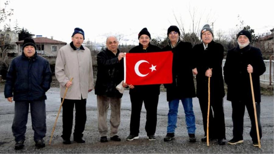 ERCİYES KARDELEN YÜRÜYÜŞ EKİBİ, İDLİB ŞEHİTLERİ İÇİN YÜRÜDÜ