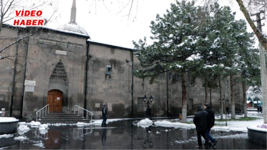 EN SESSİZ CUMA GÜNÜ