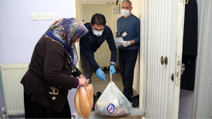 65 YAŞ ÜSTÜ YAŞLILAR VE KRONİK RAHATSIZLIĞI BULUNAN İHTİYAÇ SAHİPLERİNE İAŞE YARDIMI YAPILDI