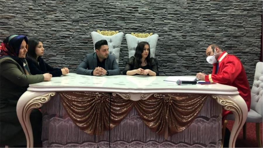 BELEDİYELERDEN KORONA VİRÜSE DAVETSİZ NİKAH TEDBİRİ