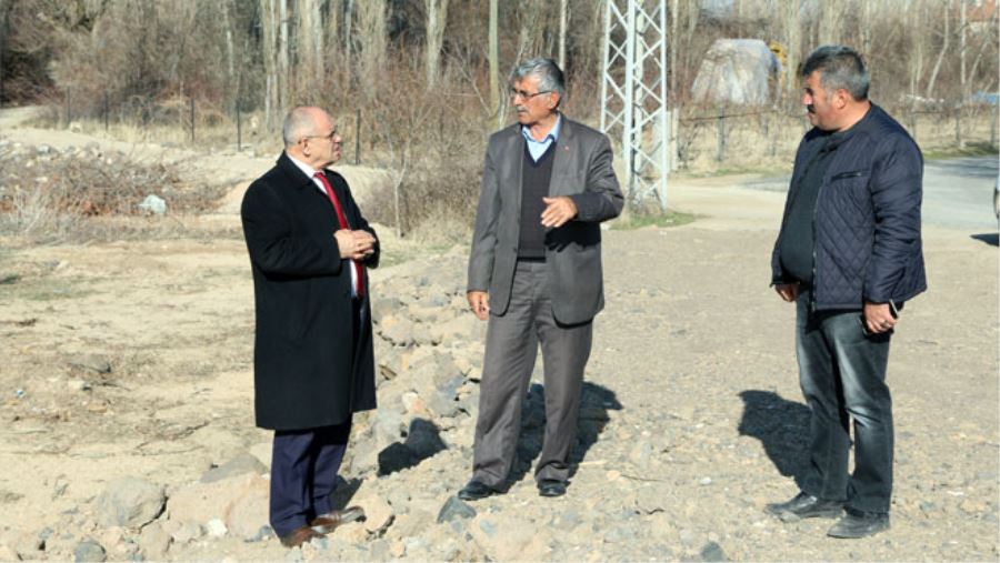 BAŞKAN ÖZTÜRK, KOCAHACILI’YI ZİYARET ETTİ