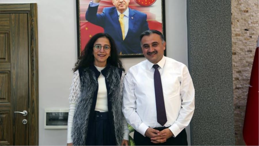 BAŞKAN CABBAR BUKET ÖĞRETMENİ AĞIRLADI