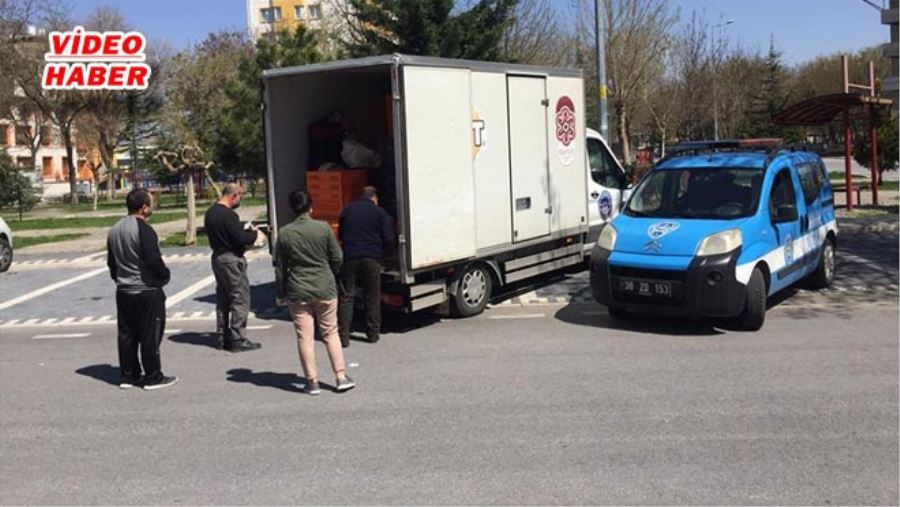 BÜYÜKŞEHİR BELEDİYESİ MAHALELERE EKMEK GÖTÜRDÜ