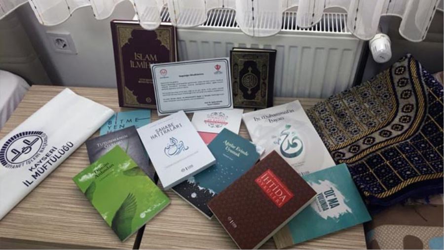 KARANTİNADAKİ VATANDAŞLARIMIZA İL MÜFTÜLÜĞÜNDEN ANLAMLI HEDİYE