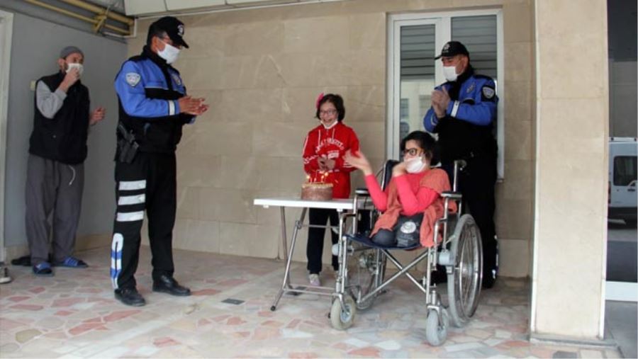 TDP’DEN ENGELLİ ÇOCUKLARA SÜRPRİZ ZİYARETLER 