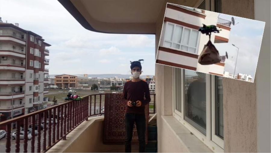 DIŞARI ÇIKMASI YASAK OLDUĞU İÇİN MARKETE DRONLA GİDİYOR