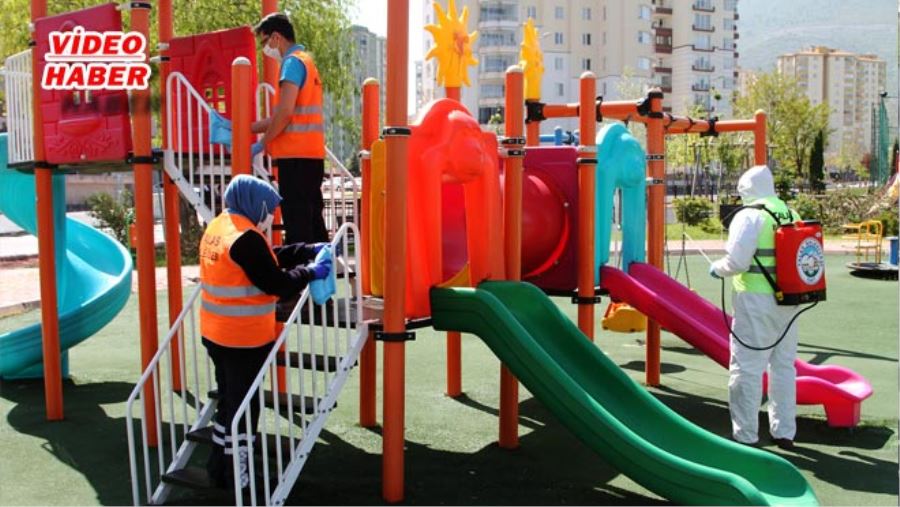 TALAS’TA PARKLAR ÇOCUKLARI BEKLİYOR