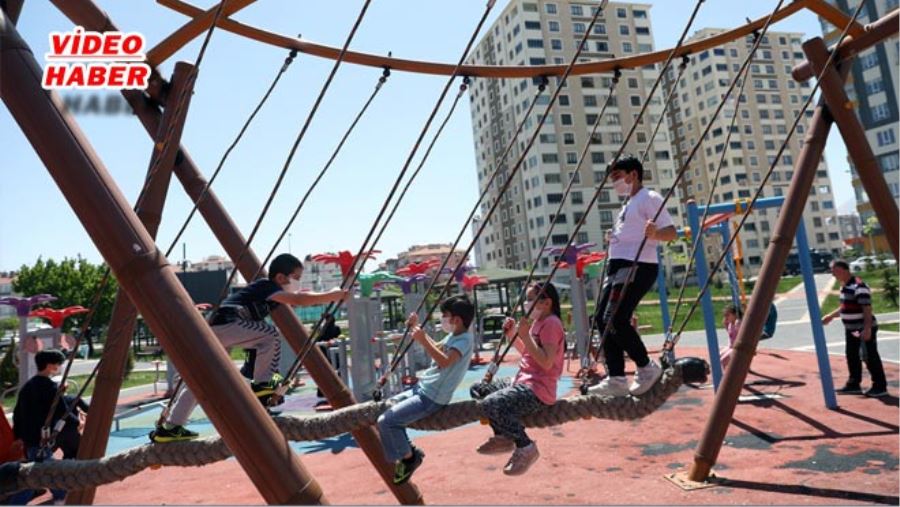 KAYSERİ SOKAKLARI ÇOCUK SESLERİ İLE ÇINLADI